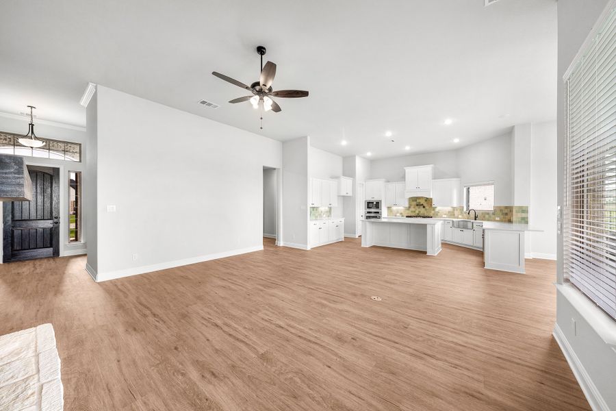 Spacious, unfurnished interior of a new home in Heritage, McLendon-Chisholm (Image 21).