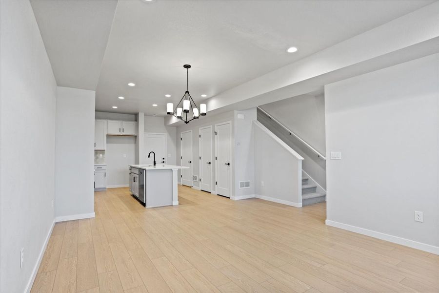 Image 21 of a home in Arras Park.