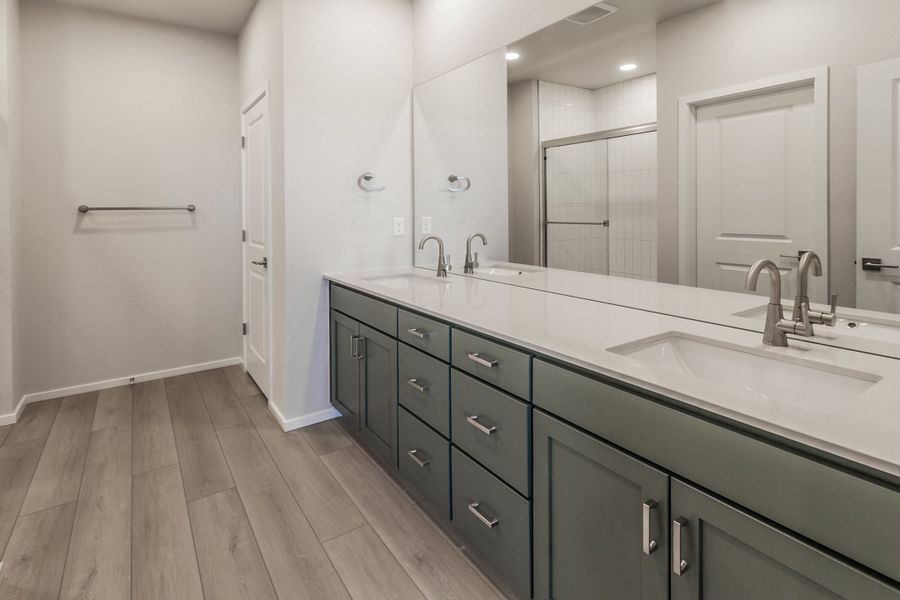 Furnished interior view inside a new home in Prairie Song, Windsor (Image 18).