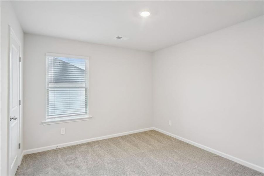 Spacious, unfurnished interior of a new home in Avalon - Reserve Series, Conyers (Image 25). Spacious, unfurnished interior of a new home in Avalon - Reserve Series, Conyers (Image 25).