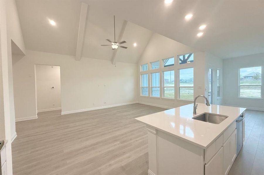 Spacious, unfurnished interior of a new home in Ridge Park Estates, Royse City (Image 19).