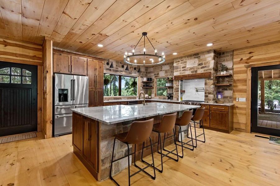 Community amenities in , Ellijay (Image 42).