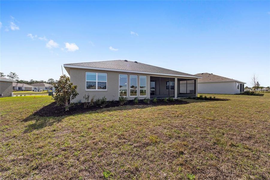 Exterior details and patio area of a home in , Ocala (Image 26).