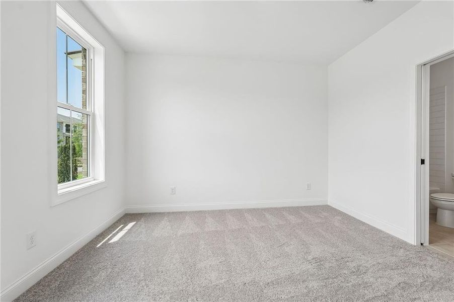 Spacious, unfurnished interior of a new home in Millcroft Townhomes, Buford (Image 44). Spacious, unfurnished interior of a new home in Millcroft Townhomes, Buford (Image 44).