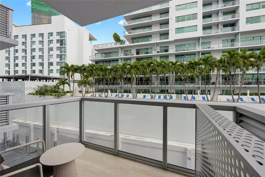 Condo located in Miami, FL showcasing its design and architecture (Image 21).