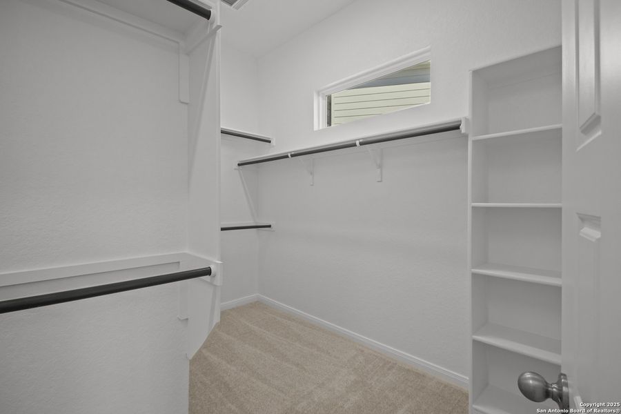 Spacious, unfurnished interior of a new home in Stillwater Ranch, San Antonio (Image 27). Spacious, unfurnished interior of a new home in Stillwater Ranch, San Antonio (Image 27).