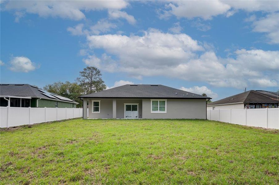 Exterior details and patio area of a home in , Debary (Image 25).