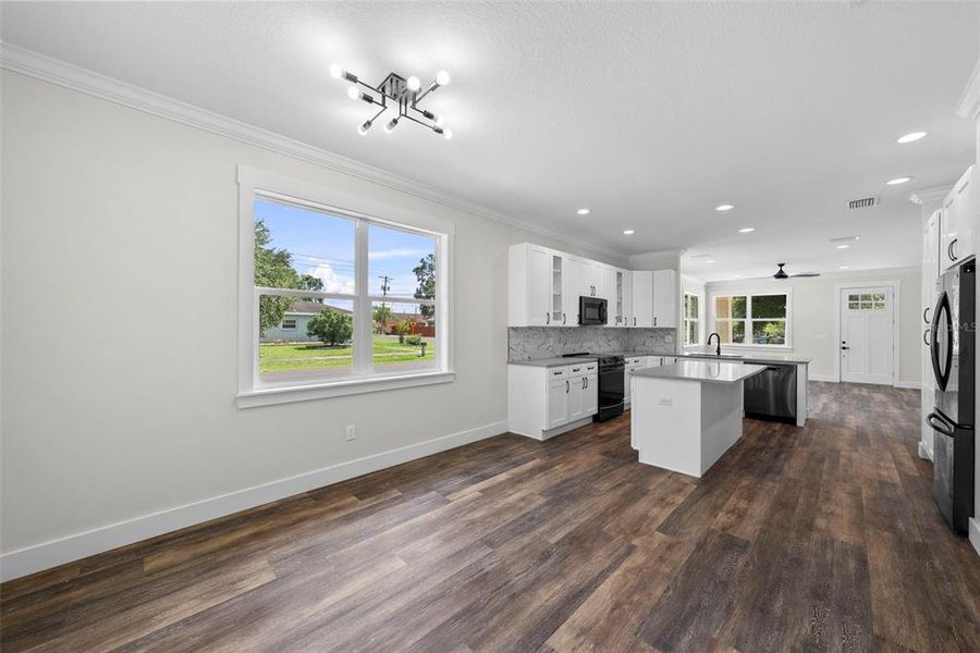 Image 28 of a home in . Image 28 of a home in .