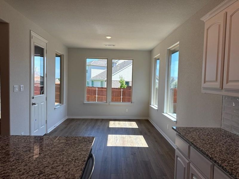 Spacious, unfurnished interior of a new home in Covenant Park, Springtown (Image 8).