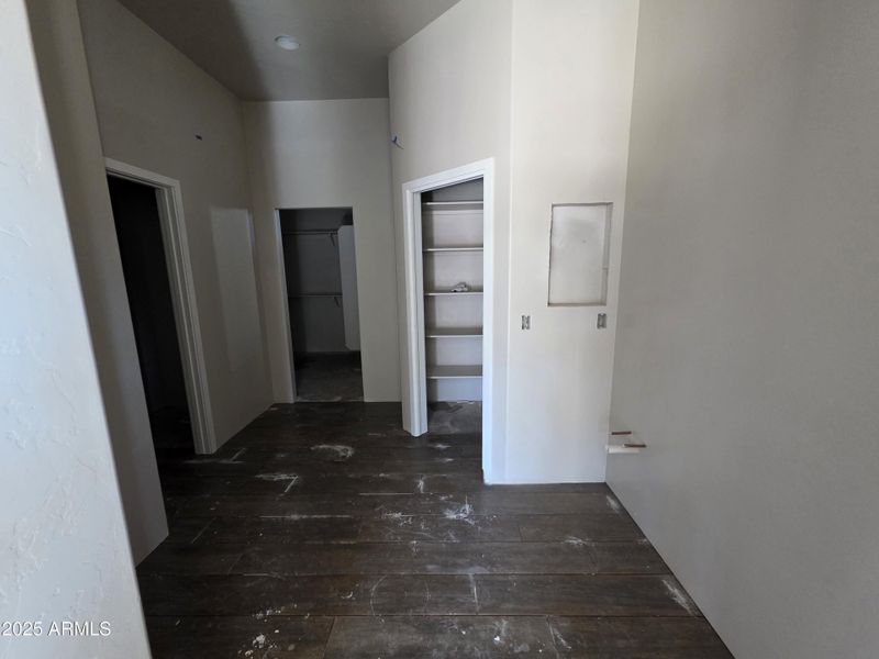 Master Bathroom Master Bathroom