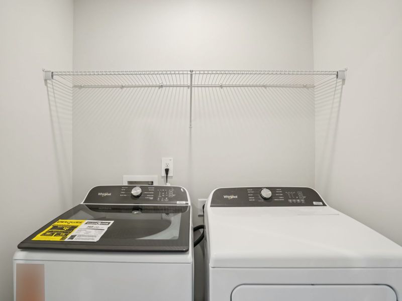 The Lexington floorplan with the Elegant Minimalism Linen interior package.