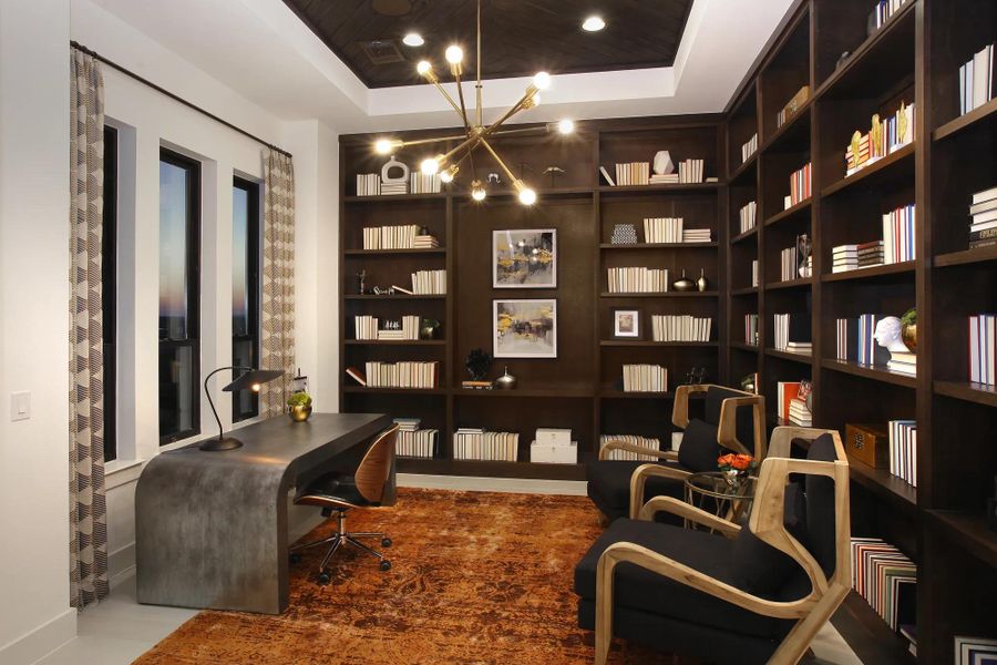The Lynmar II Home Office