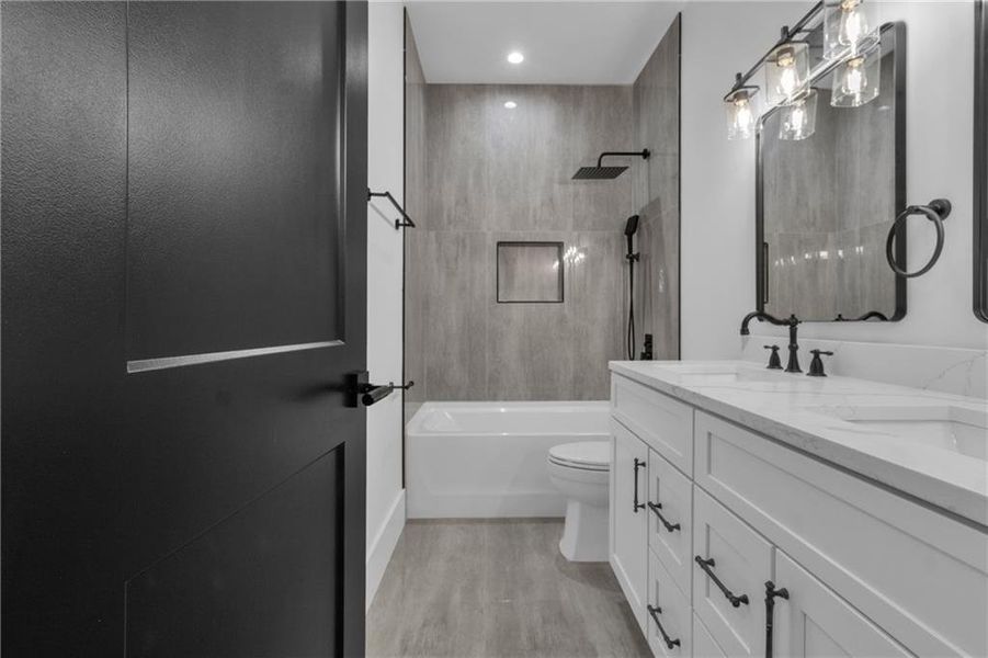 Furnished interior view inside a new home in , Hoschton (Image 48). Furnished interior view inside a new home in , Hoschton (Image 48).