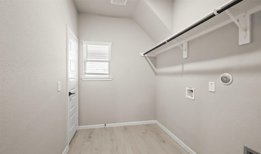 Laundry room (*Photo not of actual home and used for illustration purposes only.) Laundry room (*Photo not of actual home and used for illustration purposes only.)