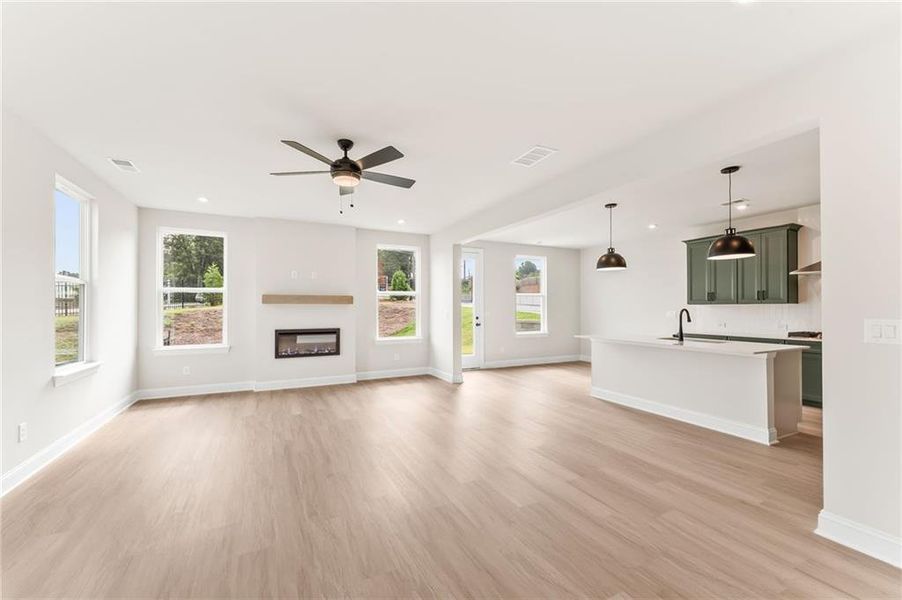Spacious, unfurnished interior of a new home in The Village at Shallowford, Kennesaw (Image 20).