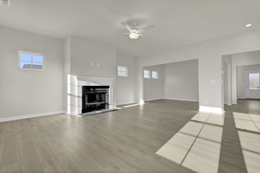 Spacious, unfurnished interior of a new home in Citadel Point at Southbridge, Sneads Ferry (Image 17).