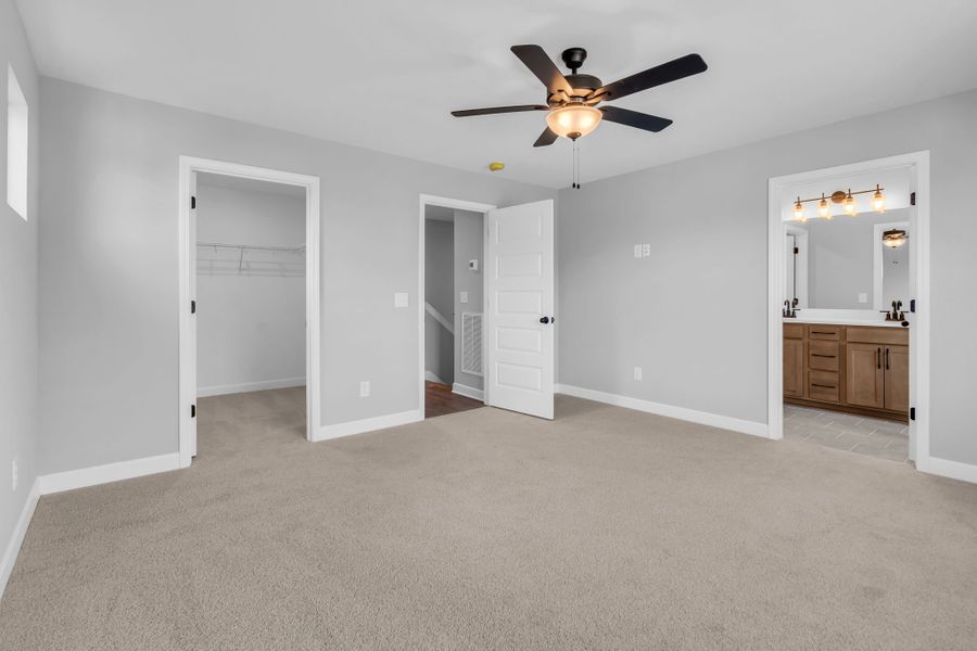 Spacious, unfurnished interior of a new home in Anderson Park, Hendersonville (Image 24). Spacious, unfurnished interior of a new home in Anderson Park, Hendersonville (Image 24).