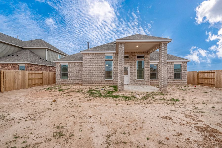 Representative exterior details of a home built from the Floor Plan 1830 by Colina Homes in Grand Magnolia, Magnolia (Image 33). Representative exterior details of a home built from the Floor Plan 1830 by Colina Homes in Grand Magnolia, Magnolia (Image 33).
