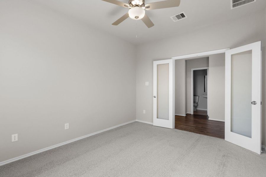 Spacious, unfurnished interior of a new home in Dunham Pointe 50', Cypress (Image 28).