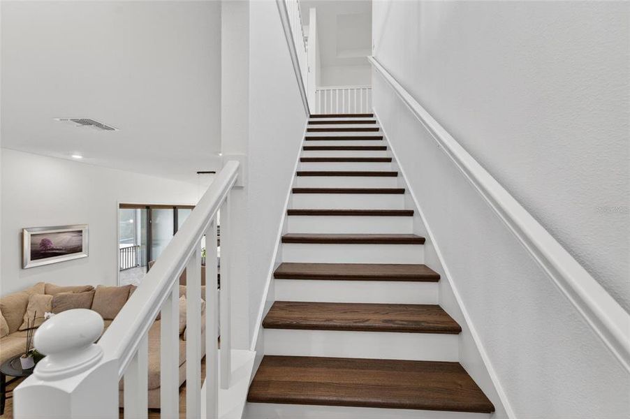 Spacious, unfurnished interior of a new home in SouthShore Yacht Club, Ruskin (Image 24).