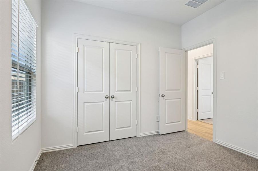 Spacious, unfurnished interior of a new home in Lakehaven - Spring Series, Farmersville (Image 33).