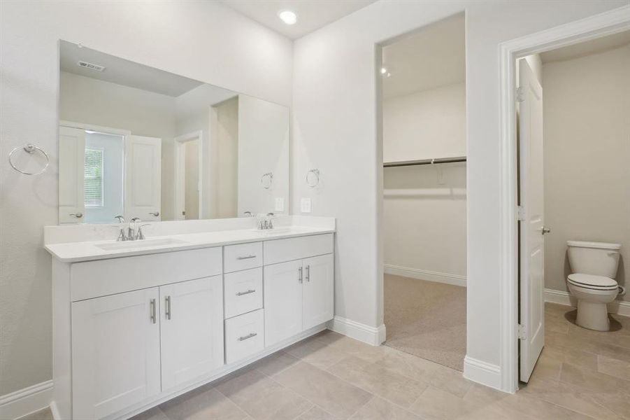 Photo is not of the actual home, but is an inspirational photo of builder’s model home and may depict options, furnishings, and/or decorator features that are not included. Photo is not of the actual home, but is an inspirational photo of builder’s model home and may depict options, furnishings, and/or decorator features that are not included.