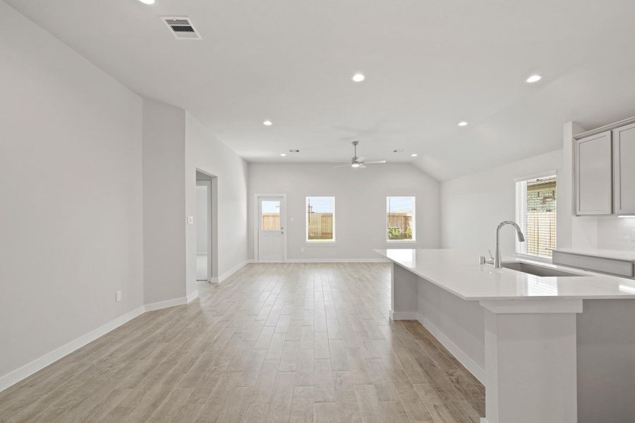 Spacious, unfurnished interior of a new home in Briarwood Crossing, Rosenberg (Image 21). Spacious, unfurnished interior of a new home in Briarwood Crossing, Rosenberg (Image 21).