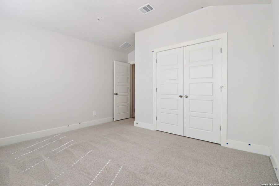 Spacious, unfurnished interior of a new home in Sagebrooke - Classic Series, San Antonio (Image 20).