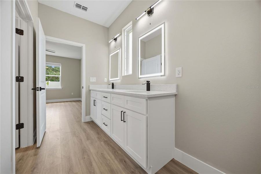 Furnished interior view inside a new home in , Winter Haven (Image 5).
