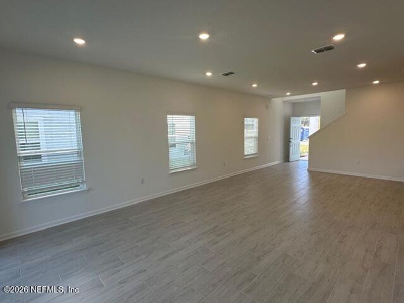 Spacious, unfurnished interior of a new home in Brook Forest, St. Augustine (Image 14).