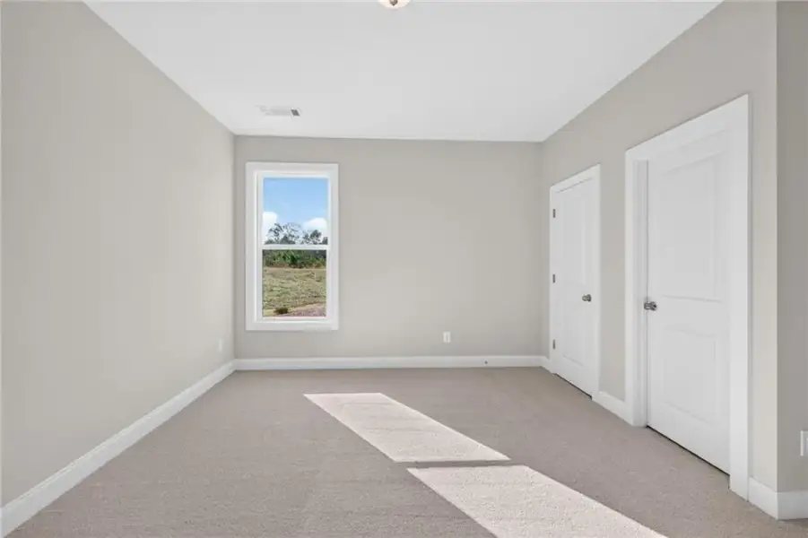 Spacious, unfurnished interior of a new home in , Jefferson (Image 34).