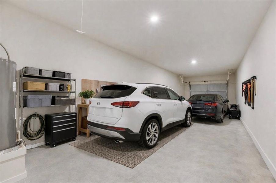 Furnished interior view inside a new home in , Dallas (Image 14).