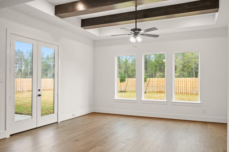 Spacious, unfurnished interior of a new home in Colton, Todd Mission (Image 22). Spacious, unfurnished interior of a new home in Colton, Todd Mission (Image 22).