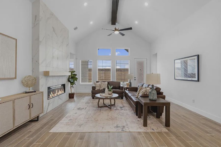 Representative furnished interior of a home built from the Sweetwater by Chesmar Homes in Steward Estates, Conroe (Image 6). Representative furnished interior of a home built from the Sweetwater by Chesmar Homes in Steward Estates, Conroe (Image 6).