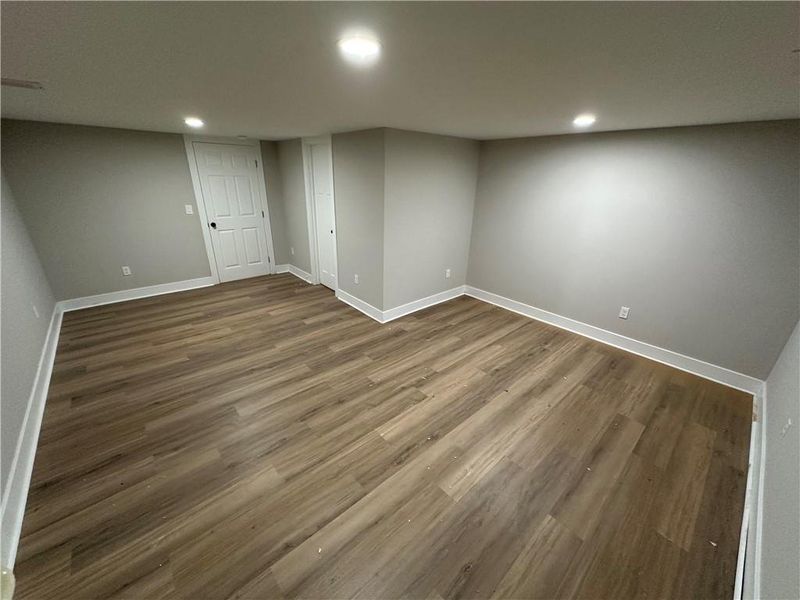 Spacious, unfurnished interior of a new home in , Atlanta (Image 23).