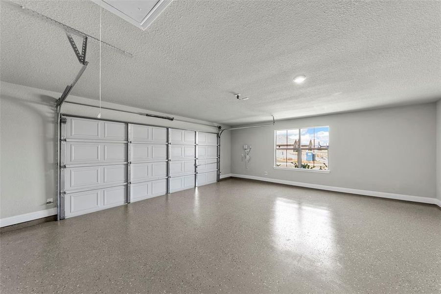 Spacious, unfurnished interior of a new home in High Meadows Estates, Nevada (Image 23).