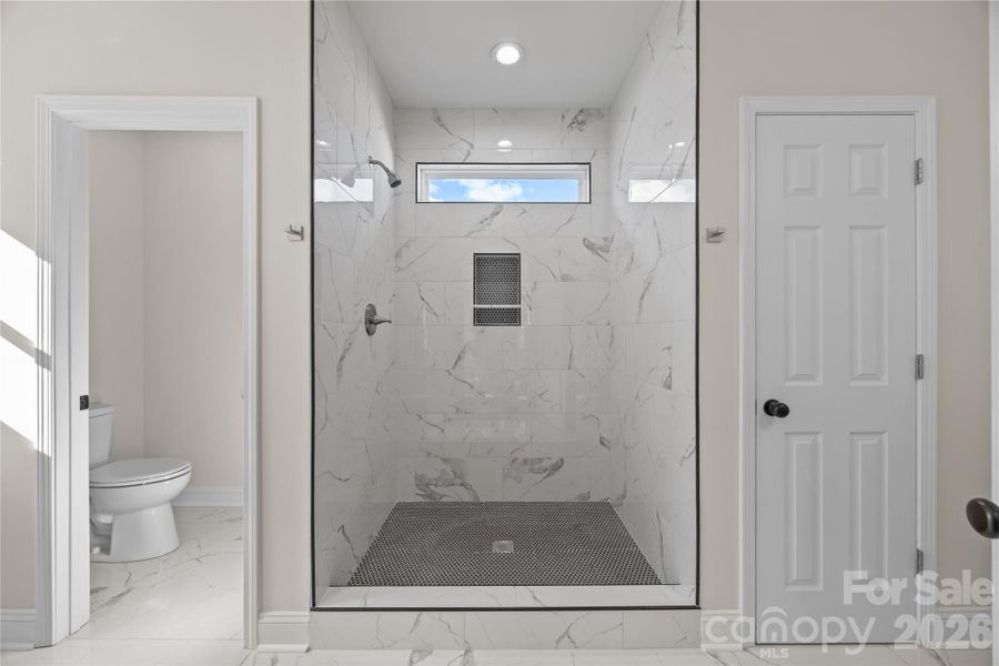 Furnished interior view inside a new home in , Shelby (Image 8).