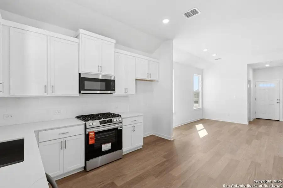 Furnished interior view inside a new home in Mayfair, New Braunfels (Image 7). Furnished interior view inside a new home in Mayfair, New Braunfels (Image 7).