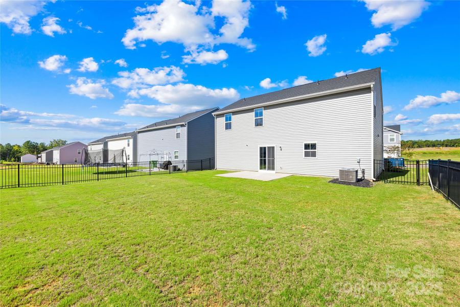 Image 28 of a home in .