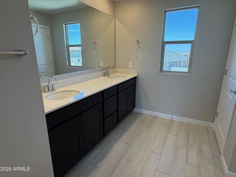 P19 Lot 28 Primary Bathroom 1