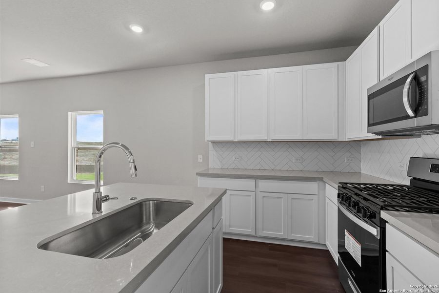 Furnished interior view inside a new home in Garden Grove, Schertz (Image 7).