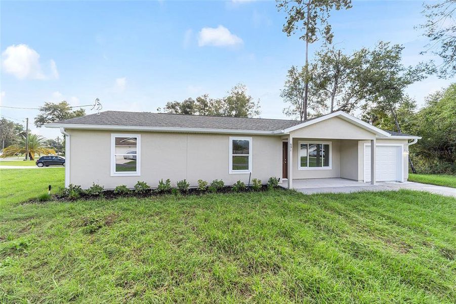 Exterior details and patio area of a home in , Silver Springs (Image 25).