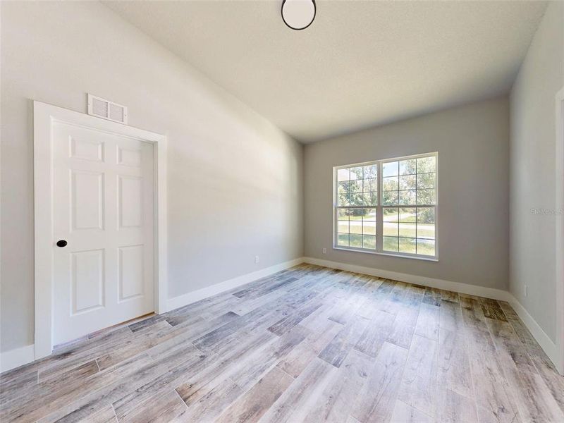 Spacious, unfurnished interior of a new home in , Inverness (Image 46).