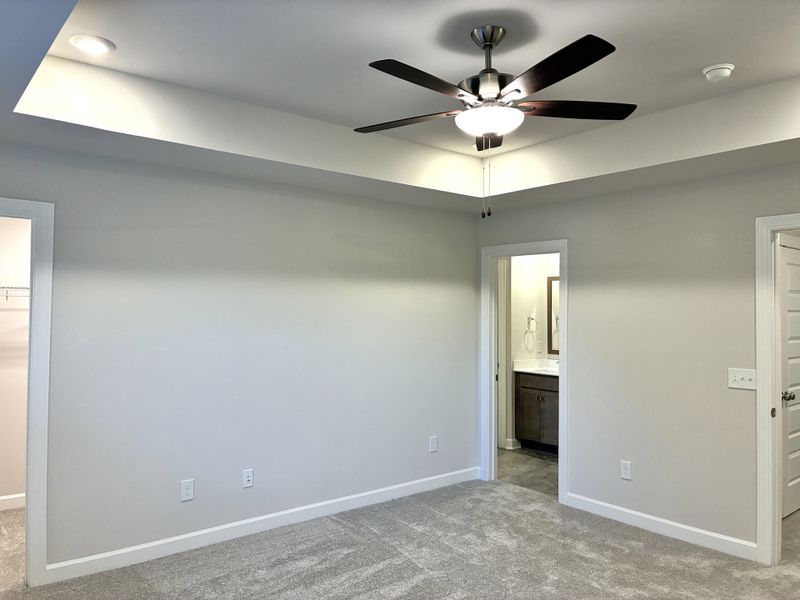 Spacious, unfurnished interior of a new home in Miller Park, Greenville (Image 19).