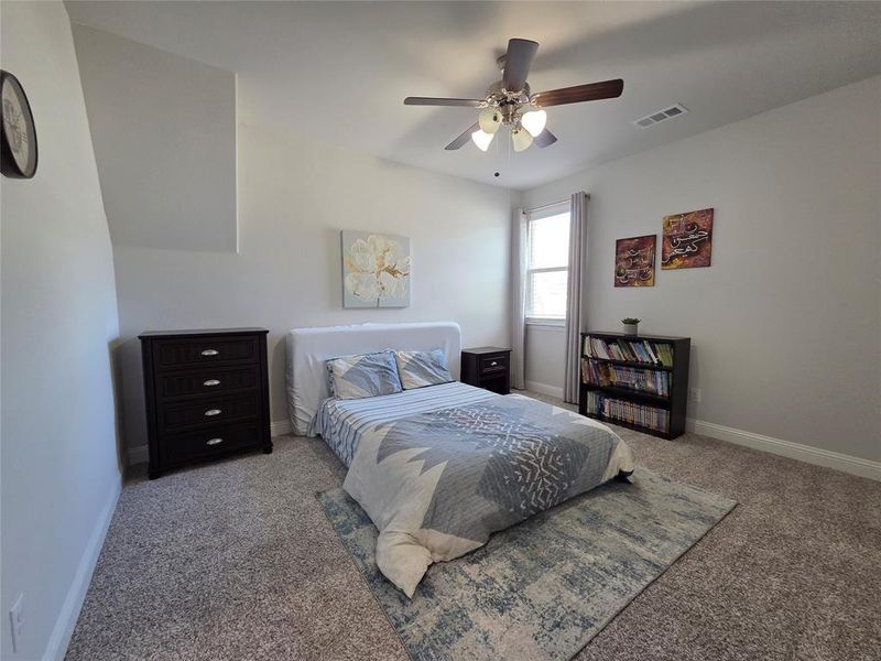 Furnished interior view inside a new home in , Wylie (Image 8).