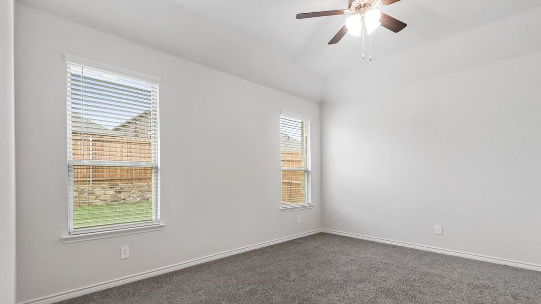 Spacious, unfurnished interior of a new home in Madera, Royse City (Image 14).