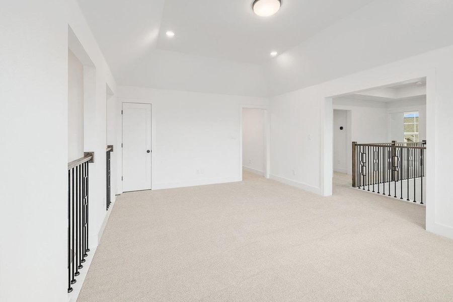 Spacious, unfurnished interior of a new home in Parkside On The River, Georgetown (Image 20).