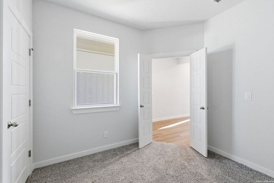 Spacious, unfurnished interior of a new home in , New Braunfels (Image 24).
