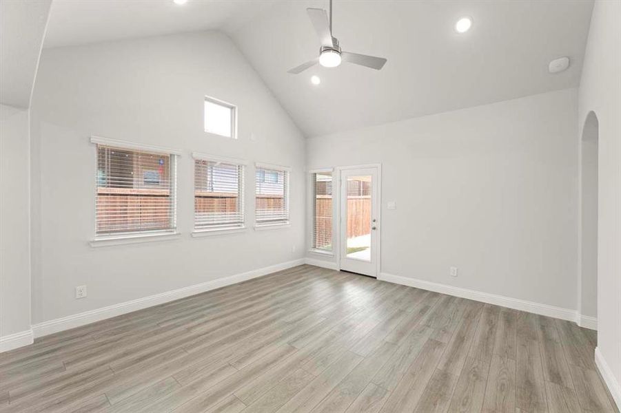 10_232 Town Park, Princeton