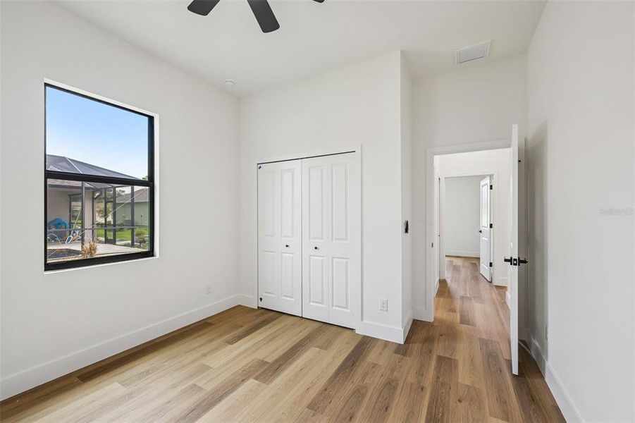 Spacious, unfurnished interior of a new home in , North Port (Image 15).